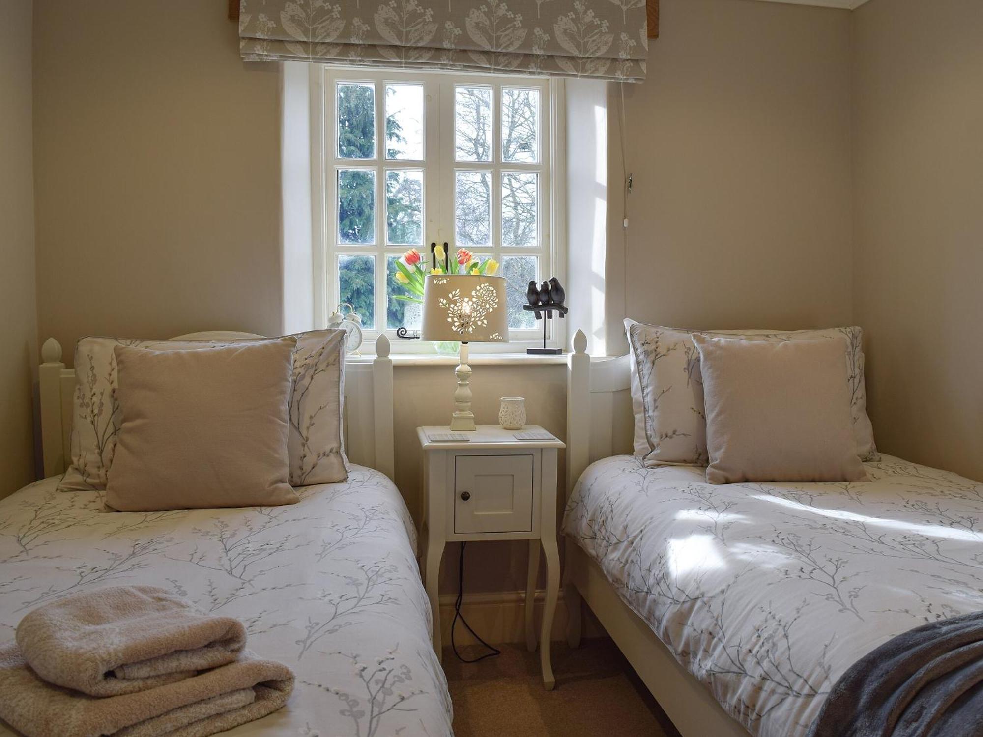 Spring Cottage Bourton-on-the-Water Exterior photo